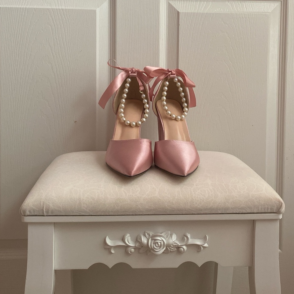Pink satin pearl pumps